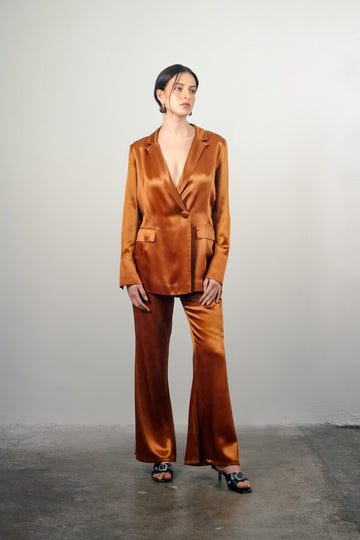 Yolanda Suit in Brick